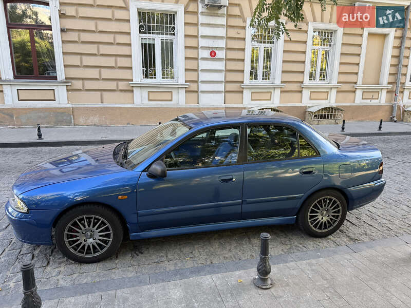 Седан Mitsubishi Carisma 2003 в Одессе фото 4 Седан Mitsubishi Carisma 2003 в Одессе