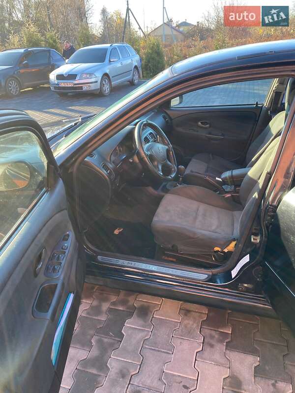 Седан Mitsubishi Carisma 2003 в Львове фото 9 Седан Mitsubishi Carisma 2003 в Львове