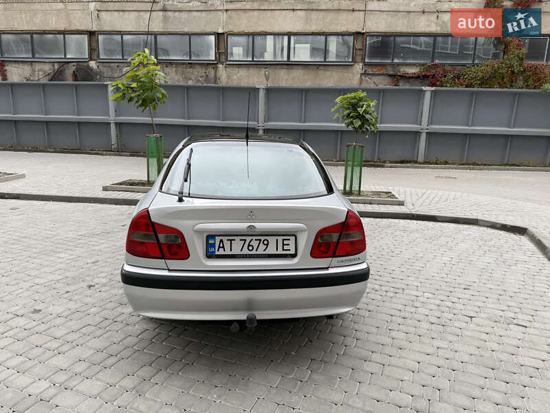 Лифтбек Mitsubishi Carisma 2002 в Ивано-Франковске