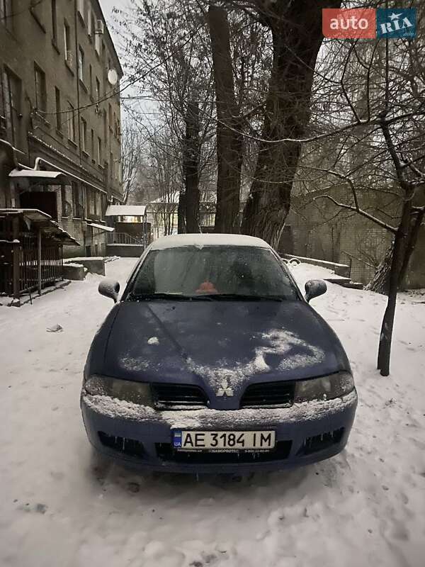 Mitsubishi Carisma 2001