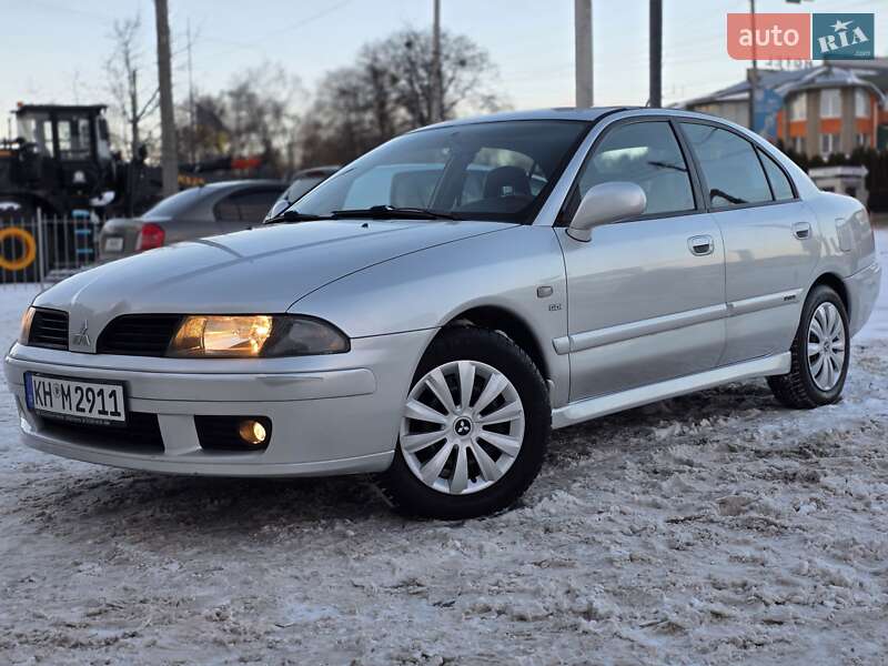 Лифтбек Mitsubishi Carisma 2003 в Хмельницком фото Лифтбек Mitsubishi Carisma 2003 в Хмельницком