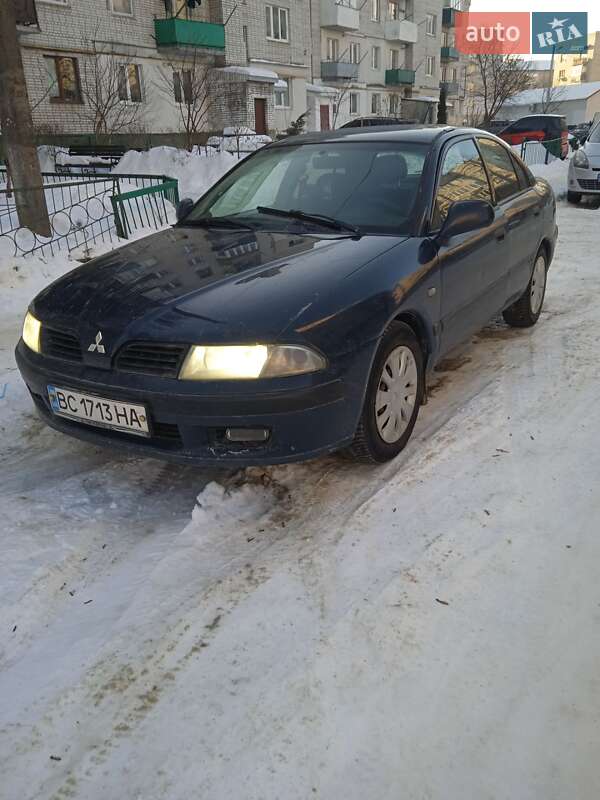 Лифтбек Mitsubishi Carisma 1999 в Львове