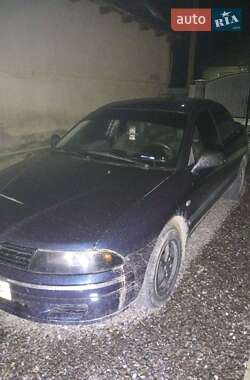 Седан Mitsubishi Carisma 2003 в Мукачевому