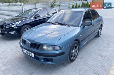 Ліфтбек Mitsubishi Carisma 2002 в Києві