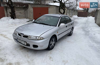Лифтбек Mitsubishi Carisma 1998 в Харькове