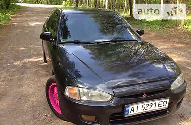 Хэтчбек Mitsubishi Colt 1997 в 