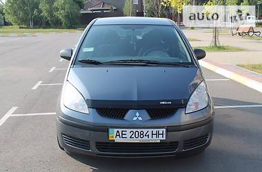 Хэтчбек Mitsubishi Colt 2006 в 