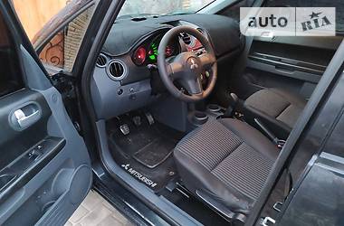 Хэтчбек Mitsubishi Colt 2008 в 