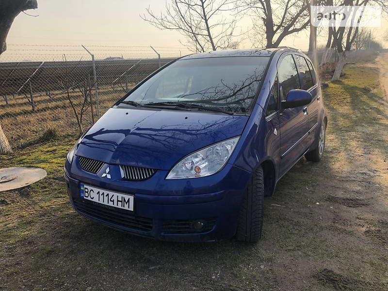 Хэтчбек Mitsubishi Colt 2006 в Львове