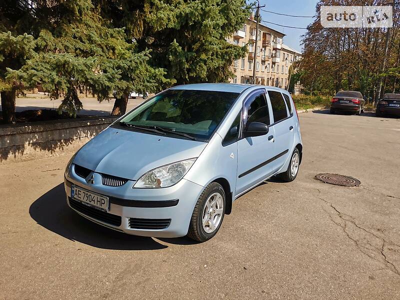 Mitsubishi Colt 2005