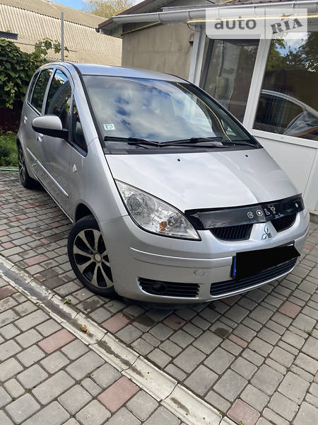 Mitsubishi Colt