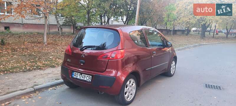 Хетчбек Mitsubishi Colt 2005 в Ужгороді