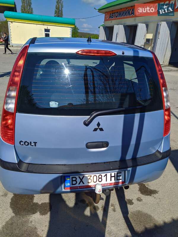 Хэтчбек Mitsubishi Colt 2004 в Каменец-Подольском