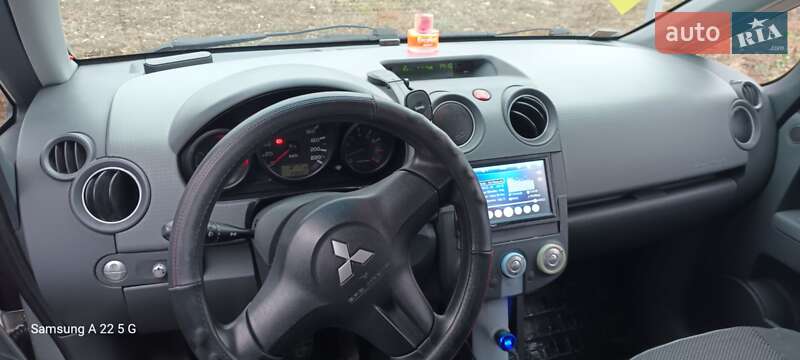 Универсал Mitsubishi Colt 2005 в Черновцах