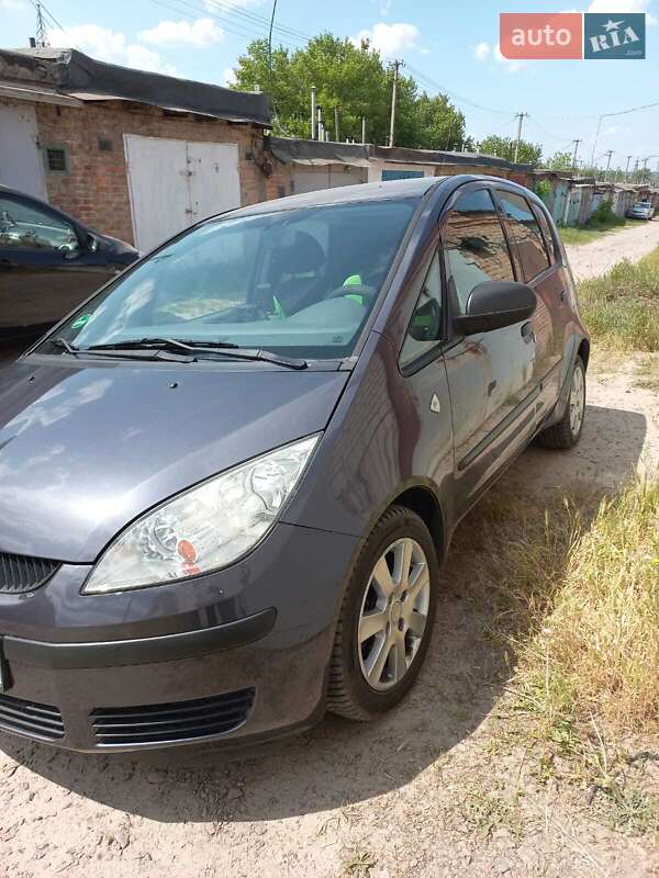 Mitsubishi Colt 2006