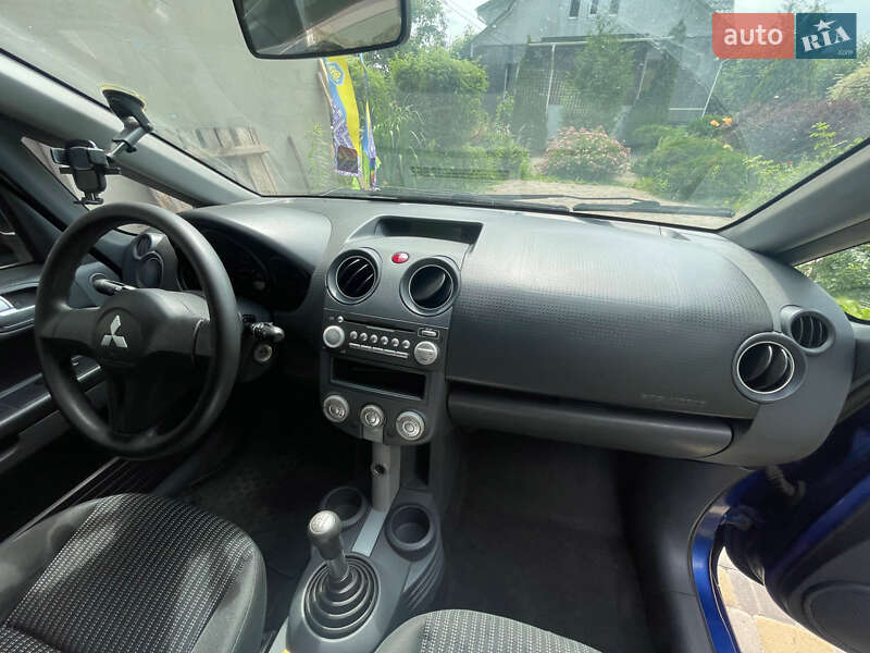 Хэтчбек Mitsubishi Colt 2008 в Киеве
