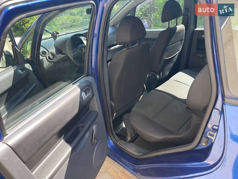 Хэтчбек Mitsubishi Colt 2008 в Киеве