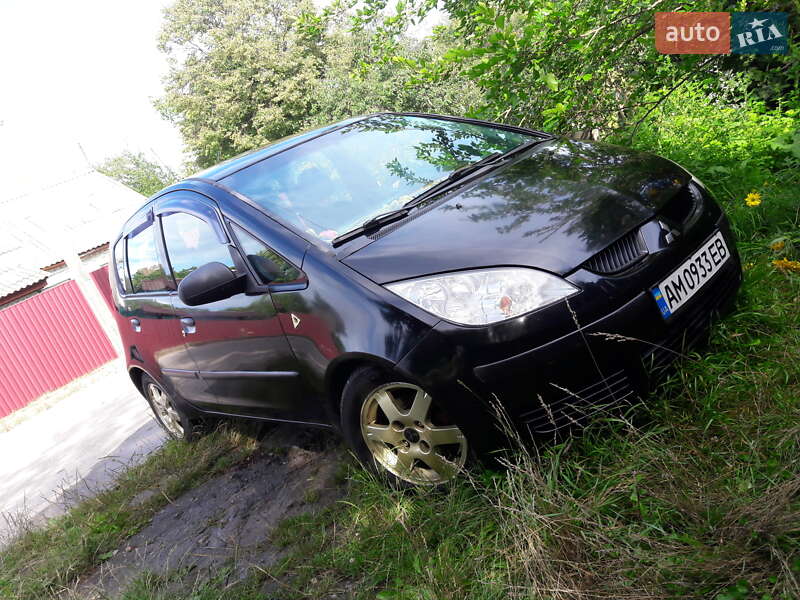 Хэтчбек Mitsubishi Colt 2006 в Житомире