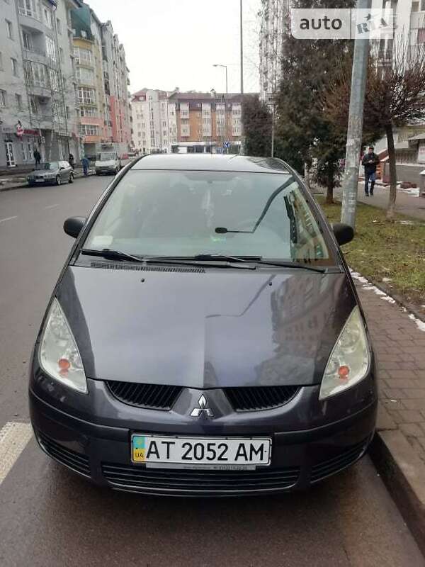 Хэтчбек Mitsubishi Colt 2007 в 