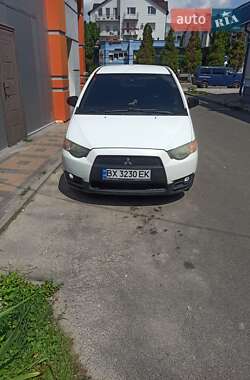 Хетчбек Mitsubishi Colt 2009 в Волочиську