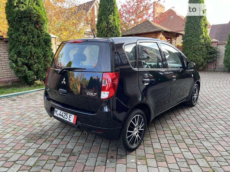 Хетчбек Mitsubishi Colt 2009 в Чернівцях
