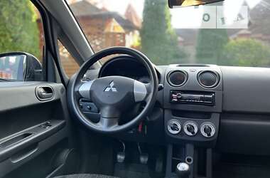 Хэтчбек Mitsubishi Colt 2009 в Черновцах