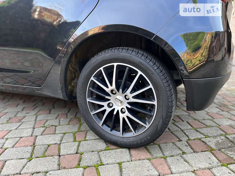 Хетчбек Mitsubishi Colt 2009 в Чернівцях