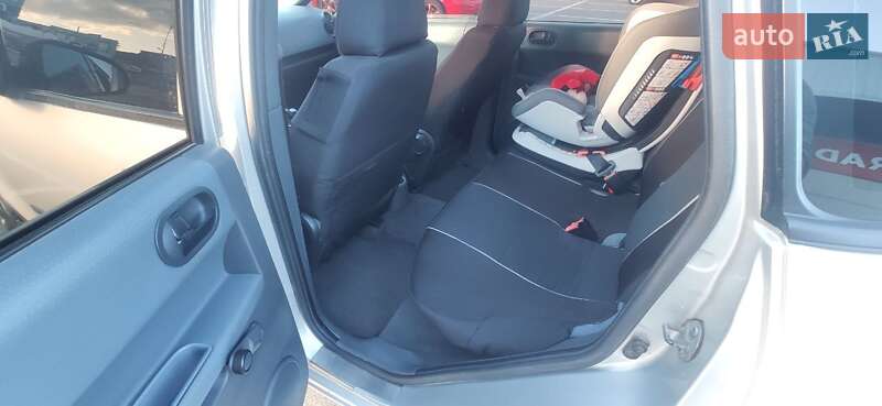 Хэтчбек Mitsubishi Colt 2005 в Киеве