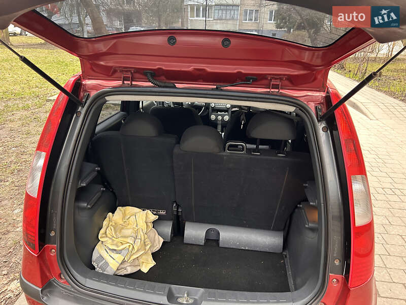 Хэтчбек Mitsubishi Colt 2008 в Львове