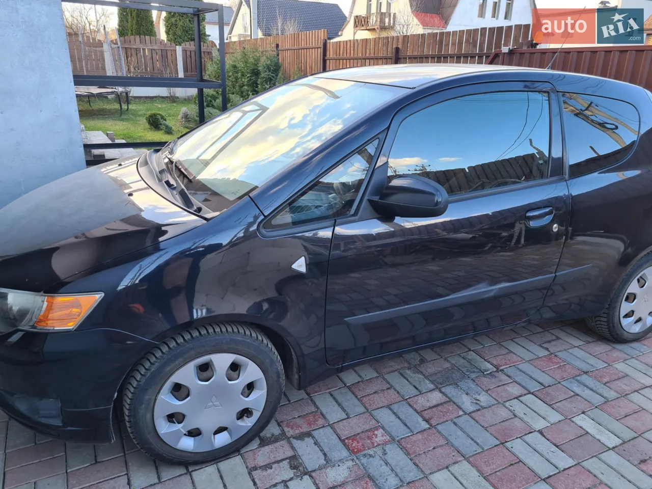 2011 Mitsubishi Colt - мініатюра 14