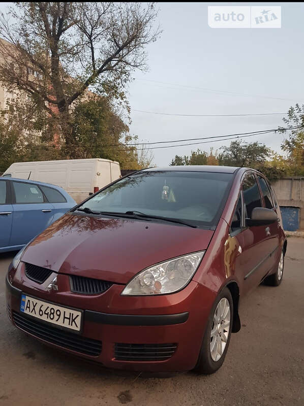 Хэтчбек Mitsubishi Colt 2006 в Краснокутске