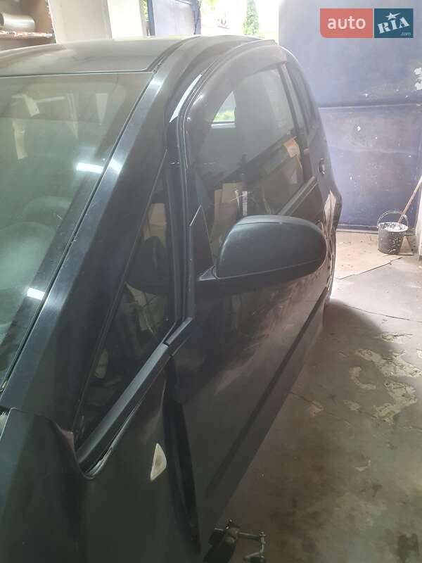 Хэтчбек Mitsubishi Colt 2008 в Белгороде-Днестровском