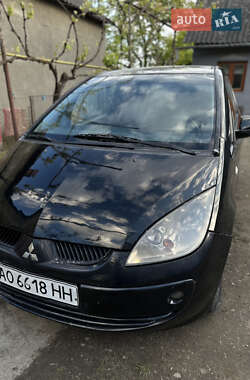 Хэтчбек Mitsubishi Colt 2005 в Ужгороде