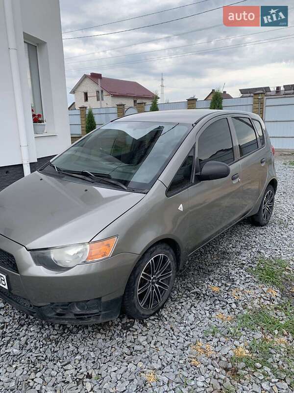 Хэтчбек Mitsubishi Colt 2009 в Ровно фото 6 Хэтчбек Mitsubishi Colt 2009 в Ровно