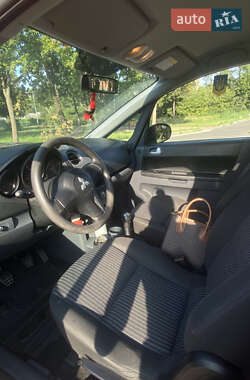 Хэтчбек Mitsubishi Colt 2008 в Вышгороде