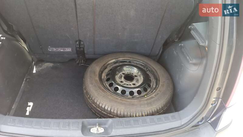 Хэтчбек Mitsubishi Colt 2007 в Кривом Роге