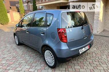 Хэтчбек Mitsubishi Colt 2009 в 