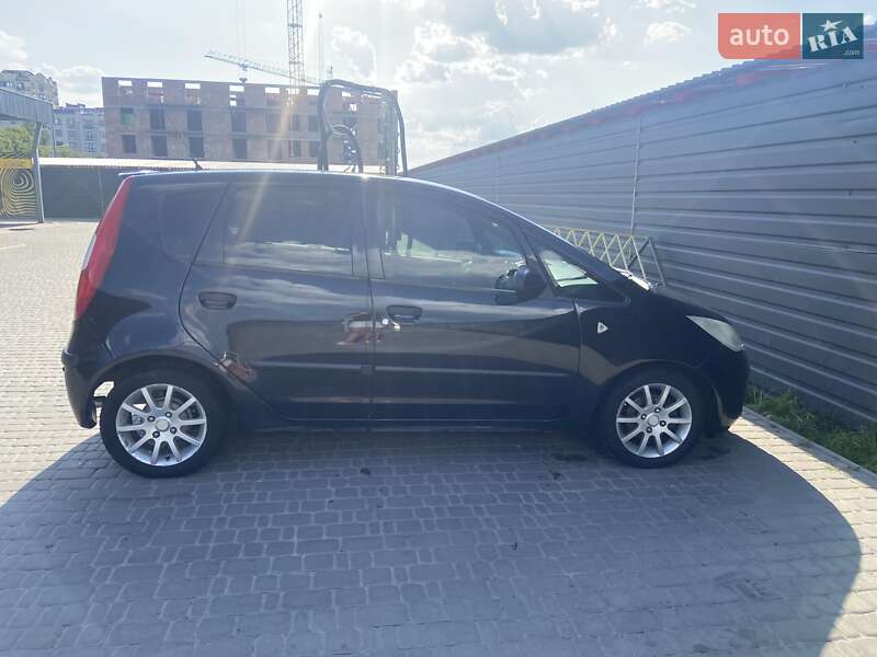 Хетчбек Mitsubishi Colt 2008 в Ірпені