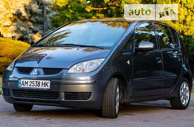 Хэтчбек Mitsubishi Colt 2006 в Киеве