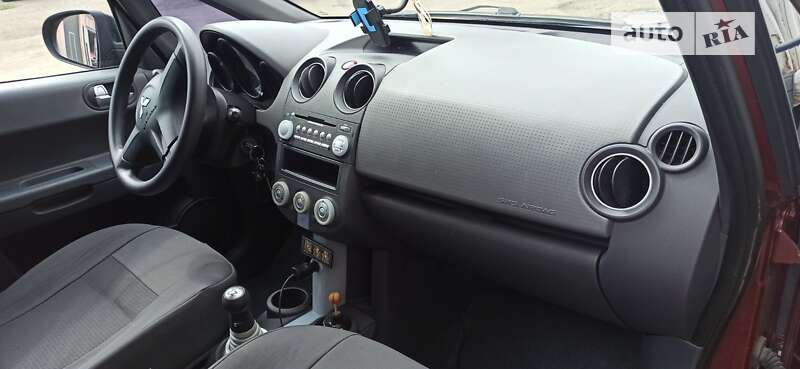 Хэтчбек Mitsubishi Colt 2006 в Одессе