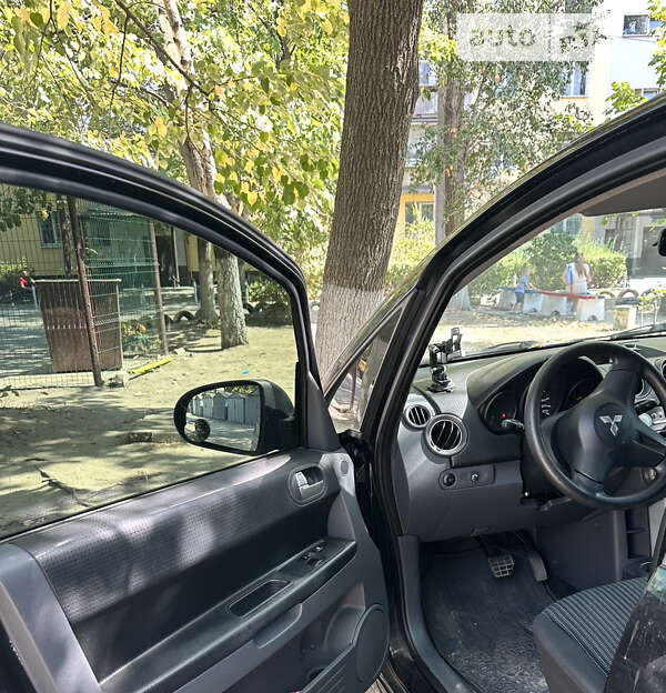 Хэтчбек Mitsubishi Colt 2008 в Днепре