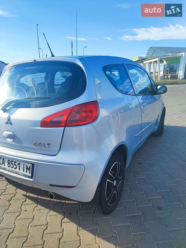 Хэтчбек Mitsubishi Colt 2008 в Киеве