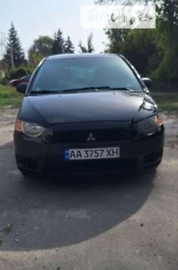 Хэтчбек Mitsubishi Colt 2009 в Богуславе