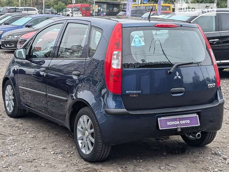 Хэтчбек Mitsubishi Colt 2008 в Киеве