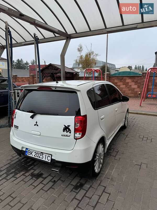 Хэтчбек Mitsubishi Colt 2011 в Ровно