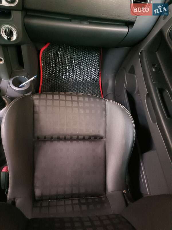 Хэтчбек Mitsubishi Colt 2009 в Дружковке