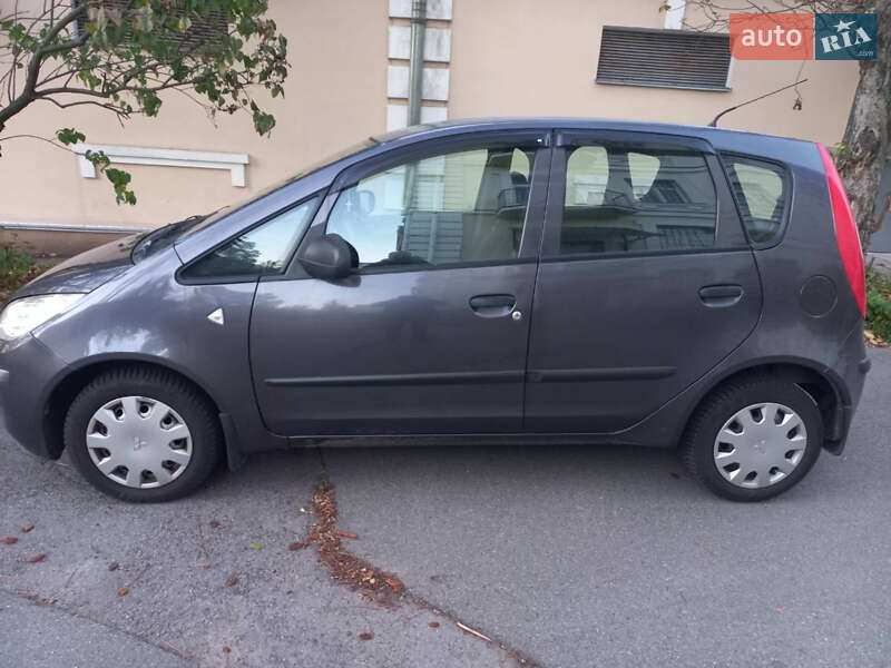 Хетчбек Mitsubishi Colt 2005 в Києві