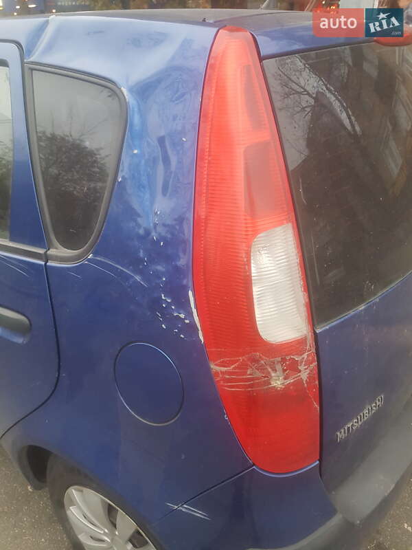 Хэтчбек Mitsubishi Colt 2008 в Киеве
