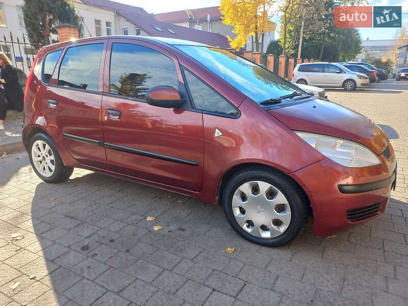 Хэтчбек Mitsubishi Colt 2005 в Львове