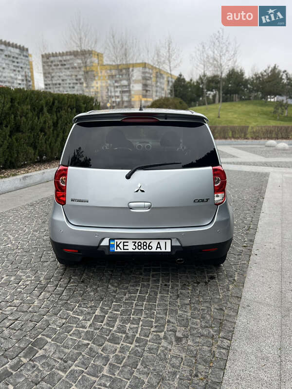 Хэтчбек Mitsubishi Colt 2011 в Днепре